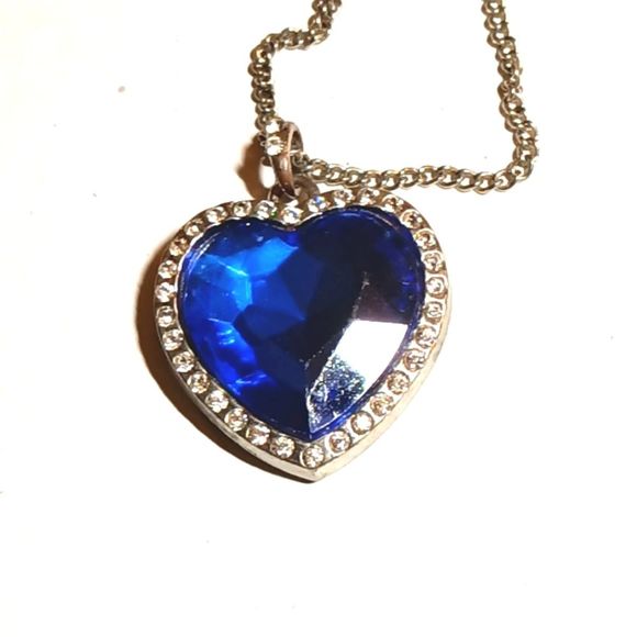 Heart of Ocean Blue Titanic Necklace - Picture 2 of 5